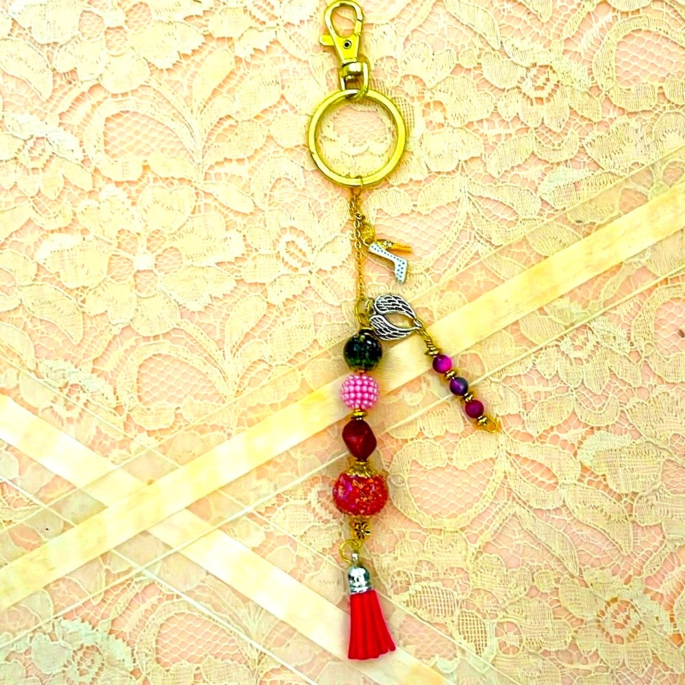 Tourmaline Jade Crystal Travel Hugs Keychains Car Hangers Purse Charms